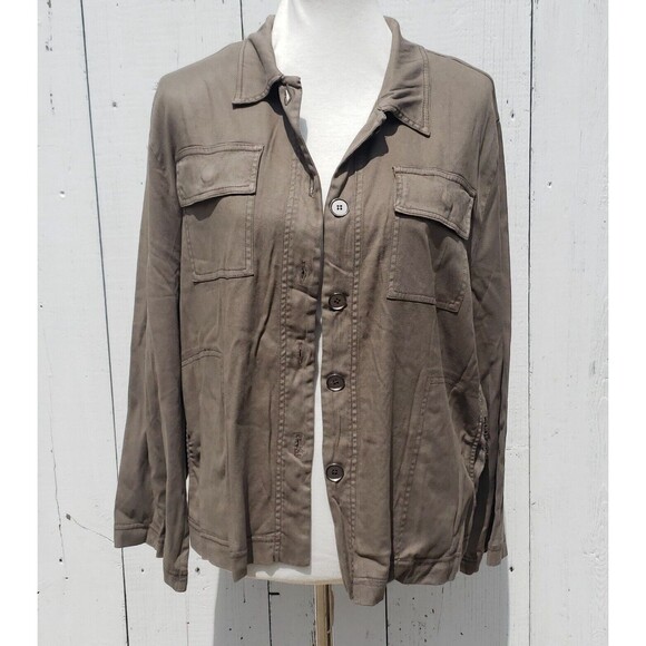 XCVI Jackets & Blazers - XCVI Women Army Green Long Sleeve Collared Button Up Eyelet Jacket Sz L